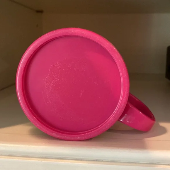 NWOT Adorable Discontinued Irish Dance Mug with Jig, Reel & Hornpipe Dancers - Picture 6 of 6